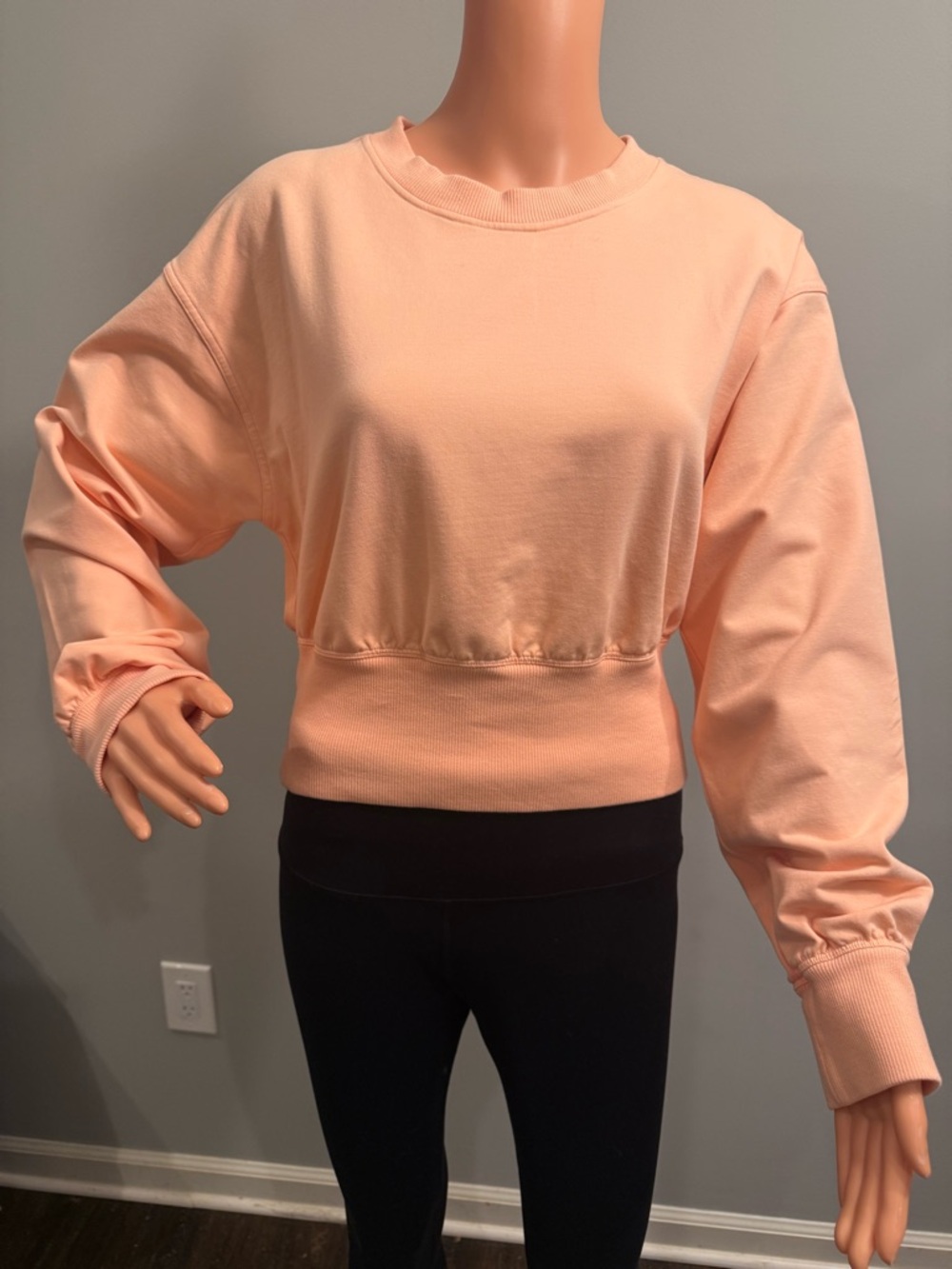Lululemon Ribbed Contoured-Waist Crew Neck Pullover Malibu Peach Sz 10 NWOT - Picture 4 of 13